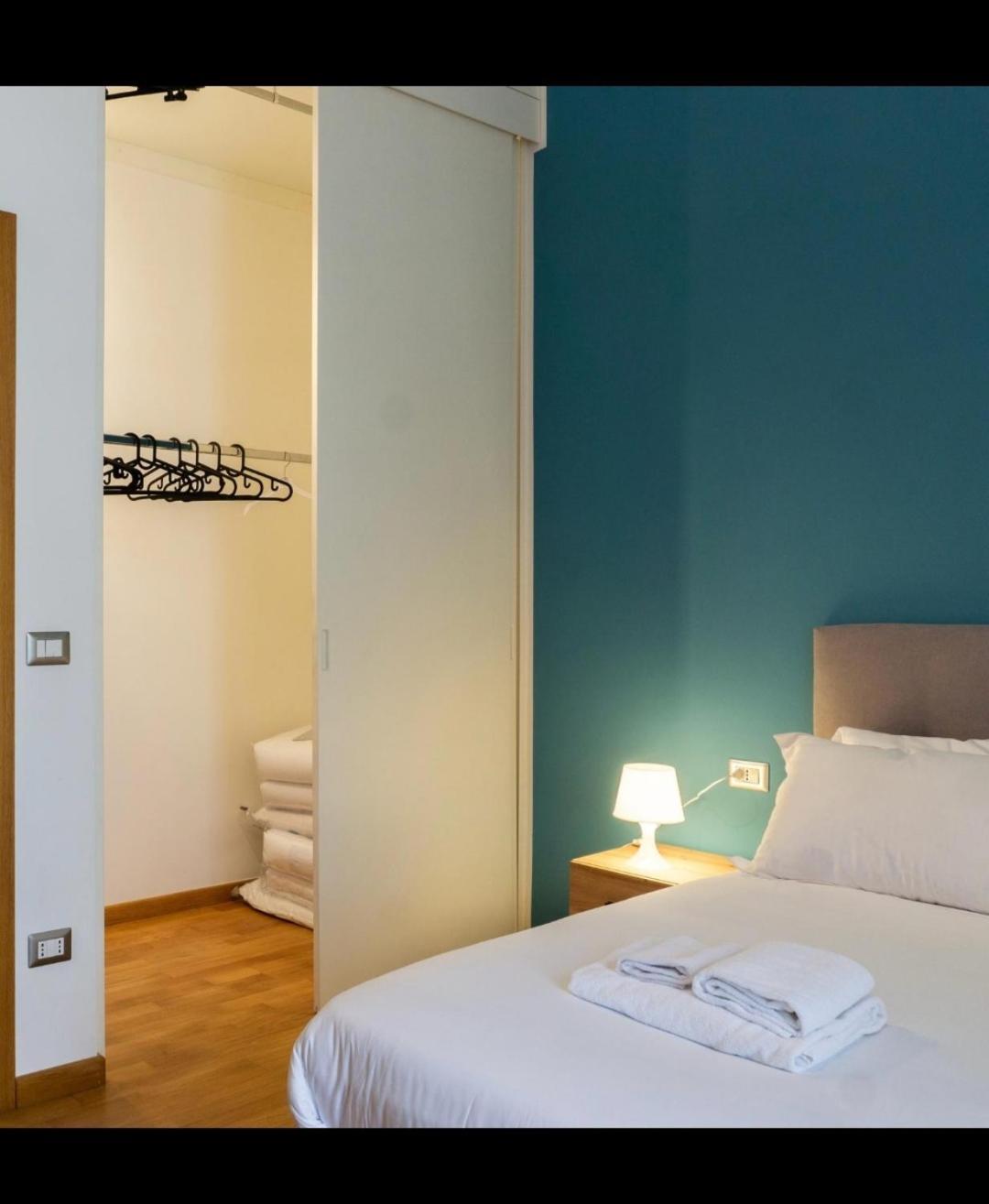 Stazione 54 Apartment เนเปิลส์ ภายนอก รูปภาพ